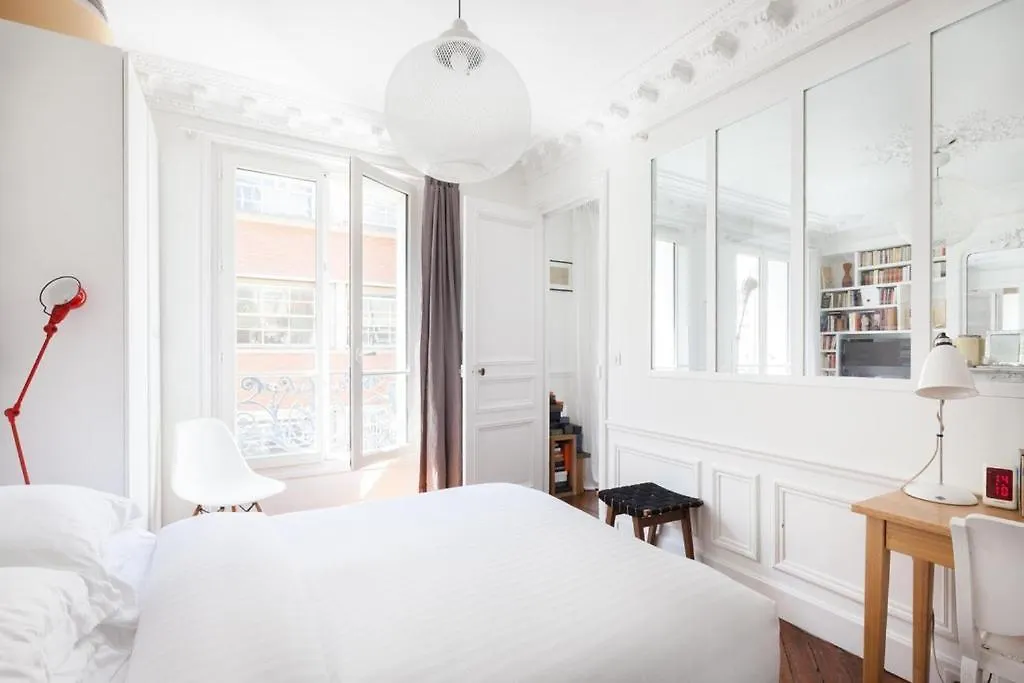 Rue De L'abbe Gregoire By Onefinestay Apartment Paris